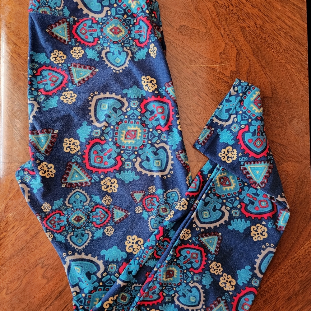 LuLaRoe One Size Printed Leggings | Geometric Paisley | size: OS